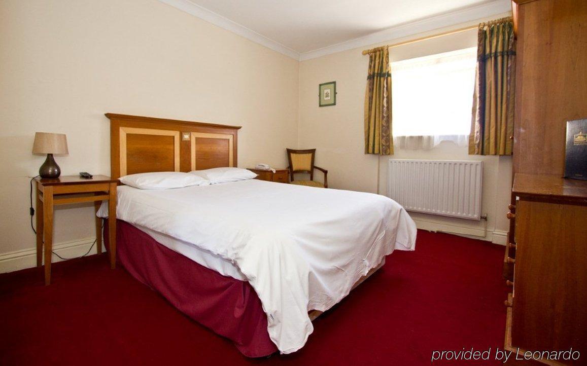 Lynams Hotel Dublin Room photo