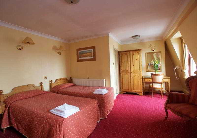 Lynams Hotel Dublin Room photo