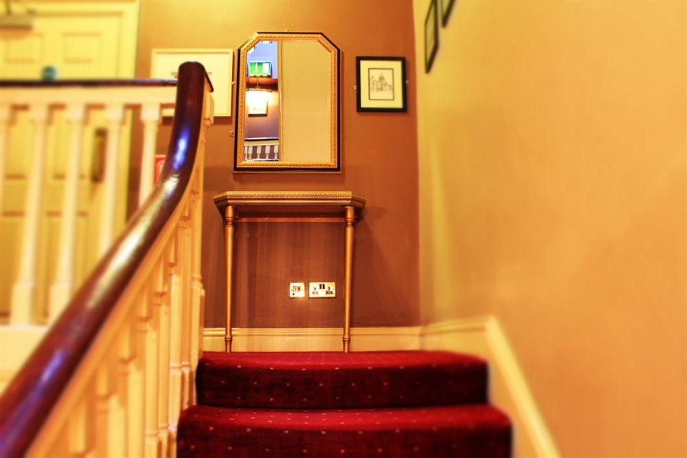 Lynams Hotel Dublin Exterior photo